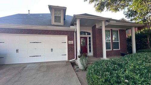 2109 Wentworth Dr, Flower Mound, TX, 75028-7269 | Card Image