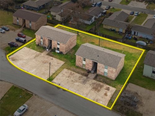 2802-2804 Cypress Bend Circle, Bryan, TX, 77801 | Card Image