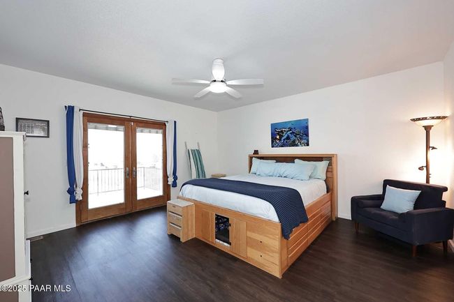 Primary Bedroom | Image 11