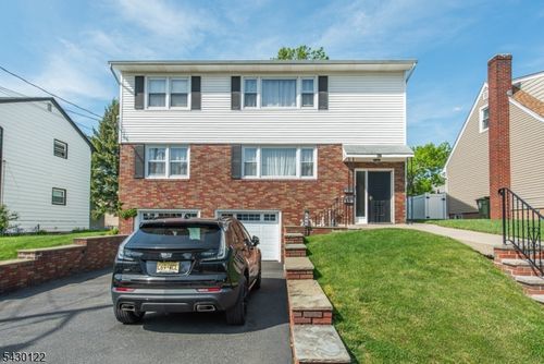 206 Centre St, Nutley, NJ, 07110-2830 | Card Image