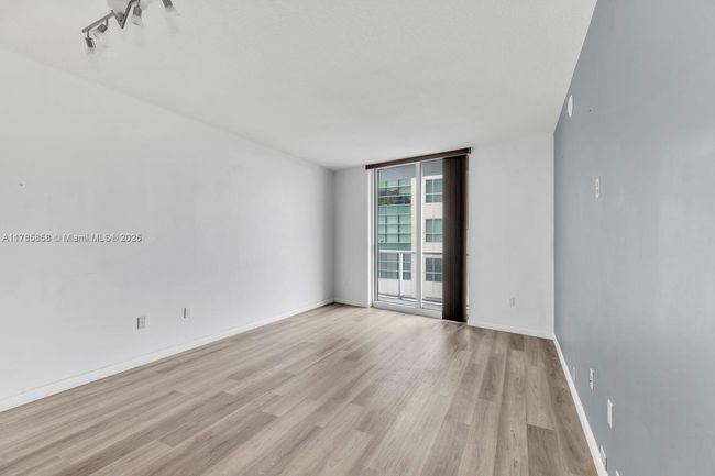 APT-1508 - 185 Sw 7 Th St, Condo with 1 bedrooms, 1 bathrooms and null parking in Miami FL | Image 7