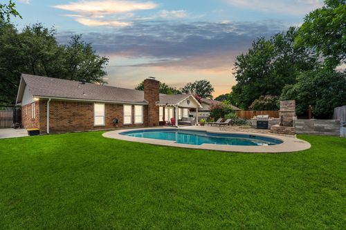 3905 Chestnut St, Fort Worth, TX, 76137-1610 | Card Image