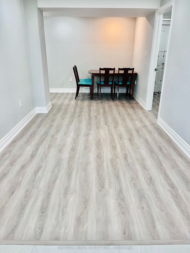 BSMTAPT - 46 Briarfield Ave, House other with 2 bedrooms, 2 bathrooms and 1 parking in East Gwillimbury ON | Image 4