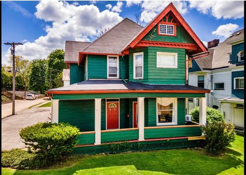 334 E State St, Sharon, PA, 16146-1888 | Card Image