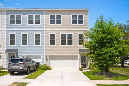 2000 Callaway Cir, Hanahan, SC, 29410-4837 | Card Image