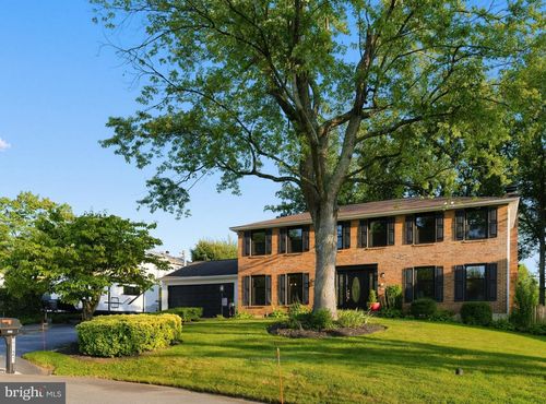 4821 Regiment Ct, WOODBRIDGE, VA, 22193-3205 | Card Image