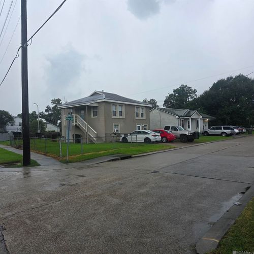 1404 Bond St, Houma, LA, 70360-5730 | Card Image