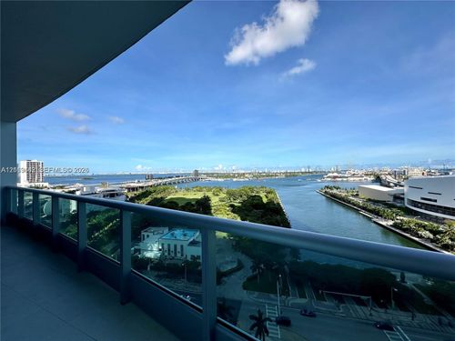 1903-900 Biscayne Blvd, Miami, FL, 33132-1563 | Card Image