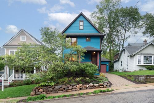 375 Koch Ave, Ann Arbor, MI, 48103-5421 | Card Image