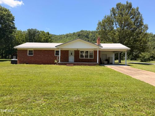 202 Bowman Rd, Erwin, TN, 37650-5213 | Card Image