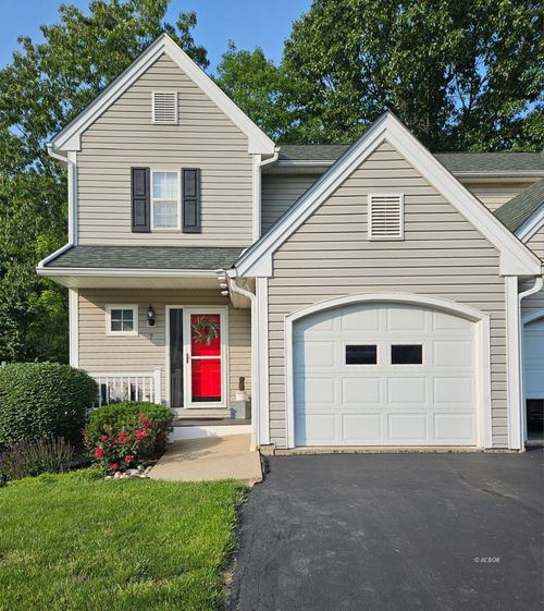 7 Westfield Place, Athens, OH, 45701 | Card Image