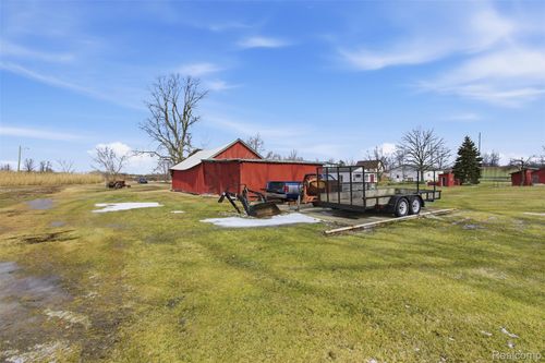 21301 Woodruff Rd, Rockwood, MI, 48173-9792 | Card Image