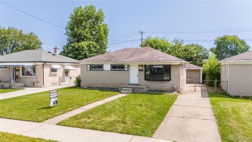 25184 Pattow St, Roseville, MI, 48066-3912 | Card Image