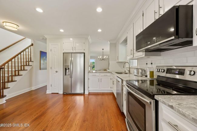 APT-9 - 172 Field Point Rd, Condo with 2 bedrooms, 3 bathrooms and null parking in Greenwich CT | Image 8