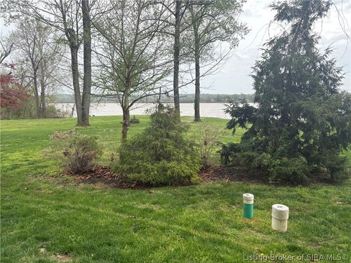 b-5820 Upper River Rd, Jeffersonville, IN, 47130-8406 | Card Image