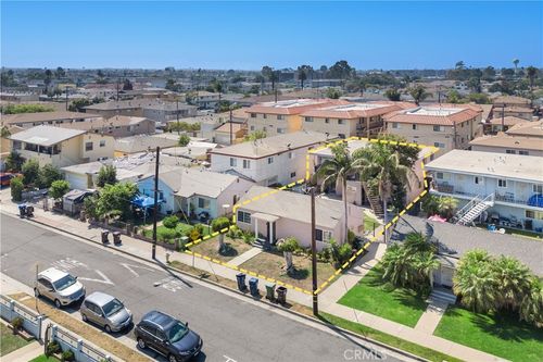 12443 York Ave, Hawthorne, CA, 90250-4684 | Card Image