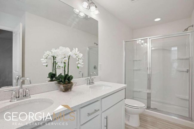 813 Ambient Way Sw, House other with 2 bedrooms, 3 bathrooms and 2 parking in Atlanta GA | Image 14