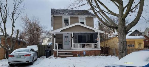 13921 Wainstead Avenue, Cleveland, OH, 44111 | Card Image