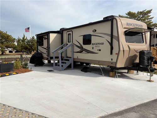 158-3665 Sandpiper Rd, Virginia Beach, VA, 23456-4476 | Card Image