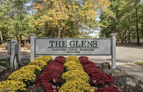 5804 Tudor Dr, Pompton Plains, NJ, 07444-1148 | Card Image