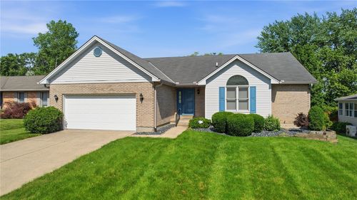 417 Kenec Dr, Middletown, OH, 45042-3946 | Card Image
