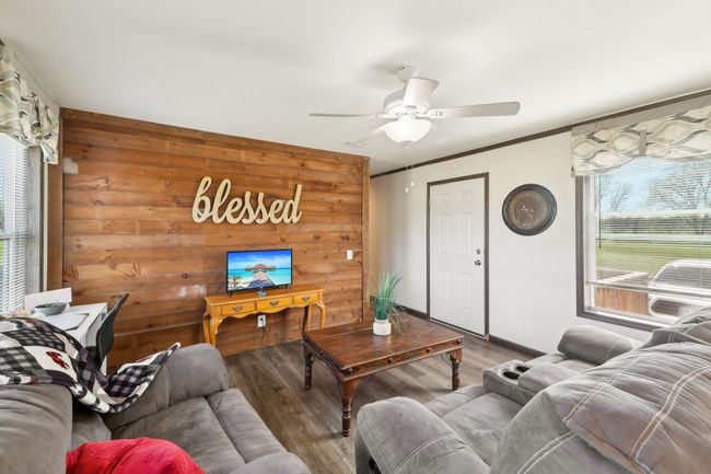 2926 13th Avenue, Home with 3 bedrooms, 2 bathrooms and null parking in Easton WI | Image 6