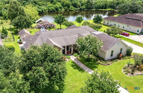106 Pebble Brook Street, Victoria, TX, 77904 | Card Image