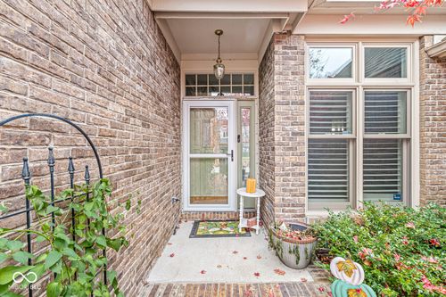 11697 Lake Forest Pkwy, Carmel, IN, 46033-7209 | Card Image