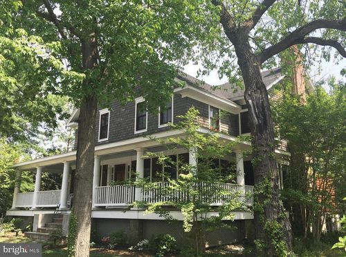 819 N Cleveland St, ARLINGTON, VA, 22201-1913 | Card Image