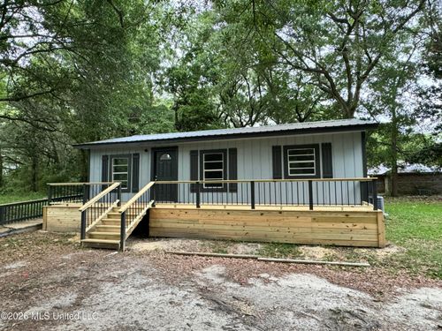 2708 24th St, Pascagoula, MS, 39581-2718 | Card Image