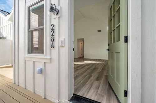 a-228 Arena St, El Segundo, CA, 90245-3805 | Card Image