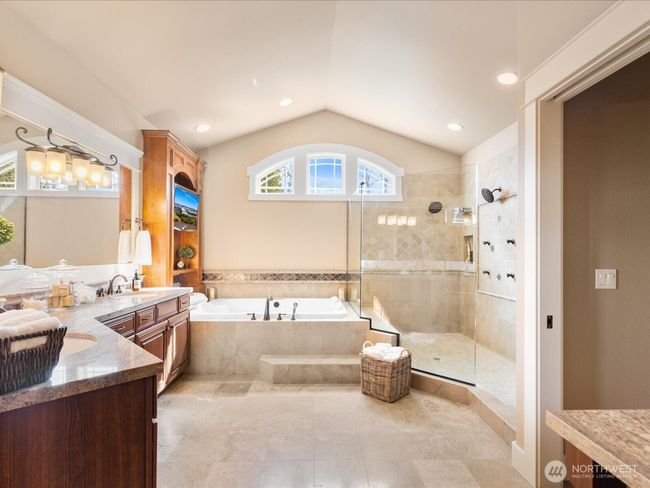 8815 164 Th St Se, House other with 4 bedrooms, 4 bathrooms and 4 parking in Snohomish WA | Image 23