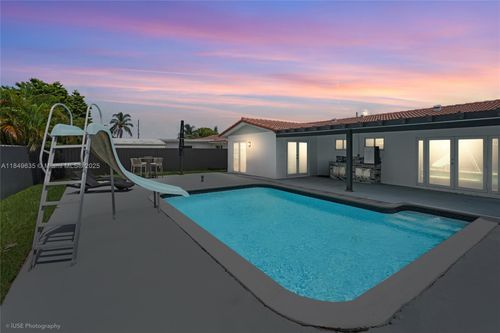 10333 Sw 6th St, Miami, FL, 33174-1759 | Card Image