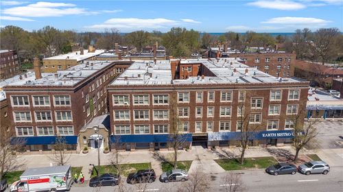 11118 Clifton Blvd, Cleveland, OH, 44102-1462 | Card Image