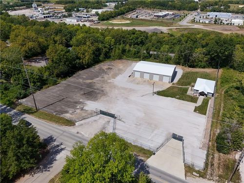 1455 Se County Road Aa, Blue Springs, MO, 64014-3417 | Card Image