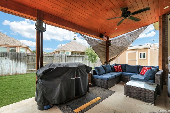 10539 Far Reaches Ln, House other with 5 bedrooms, 4 bathrooms and null parking in Helotes TX | Image 31
