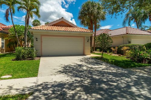 4786 Blossom Dr, Delray Beach, FL, 33445-5322 | Card Image