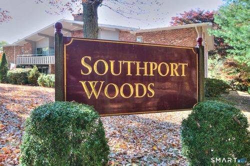 64-64 Southport Woods Dr, Southport, CT, 06890-1157 | Card Image