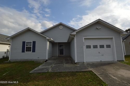 2048 Derby Run Rd, Jacksonville, NC, 28546-6961 | Card Image