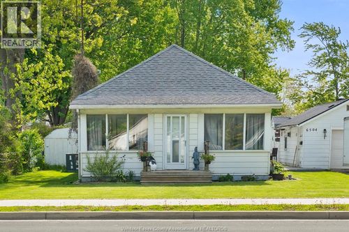 6504 Main St, Comber, ON, N0P1J0 | Card Image