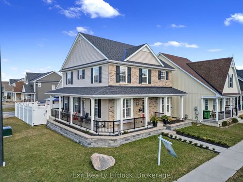 68 Flitton Ave, Peterborough, ON, K9H0G5 | Card Image