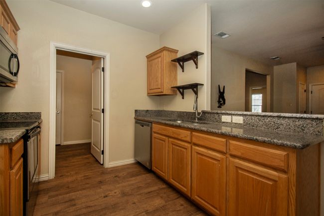 704 E Bullock St, House other with 3 bedrooms, 2 bathrooms and null parking in Denison TX | Image 13