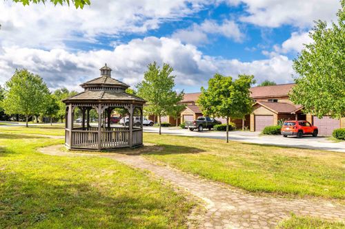 181 Benton Rd, North Haverhill, NH, 03774-4692 | Card Image