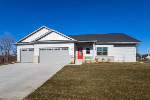 7091 Spring Creek Dr, Bettendorf, IA, 52722-6592 | Card Image