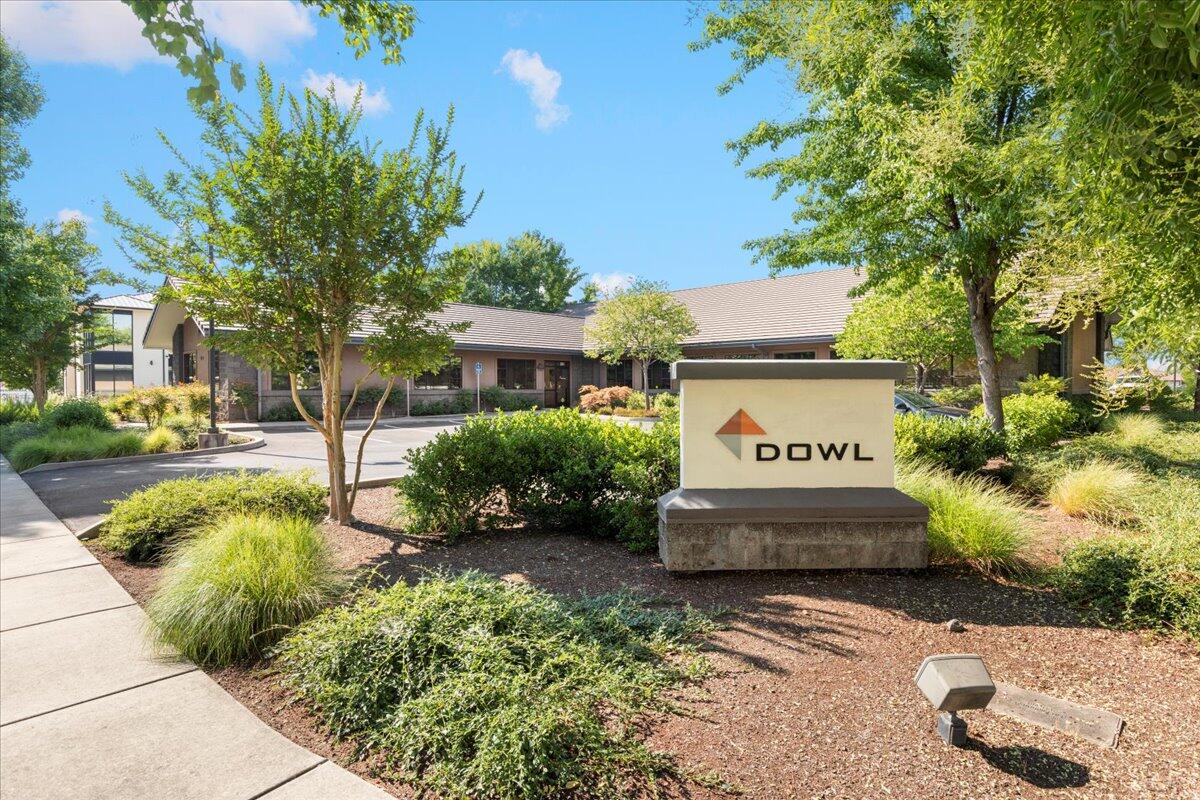 Commercial Lease in Medford 2