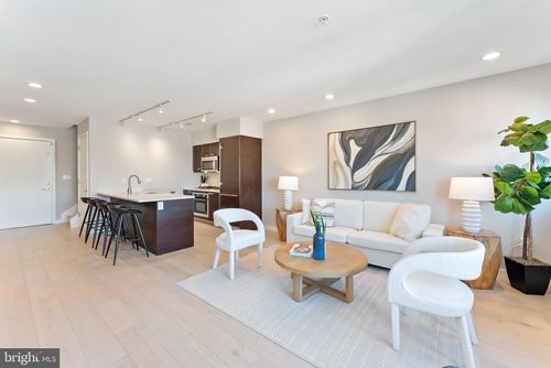 apt-502-1939 12th St Nw, WASHINGTON, DC, 20009-7873 | Card Image