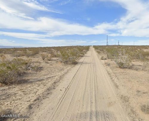 6500 Arizona Ave, Mojave, CA, 93501 | Card Image