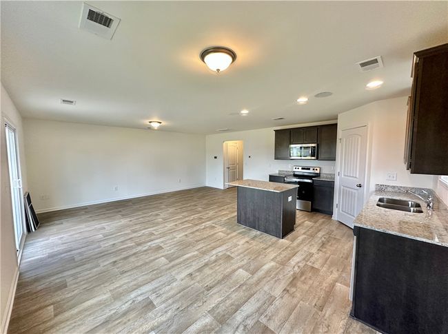469 Seaborn Cir, House other with 3 bedrooms, 3 bathrooms and null parking in Pendleton SC | Image 7