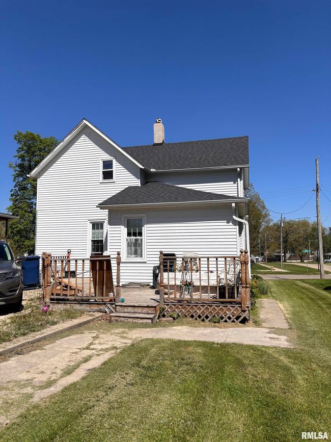 451 S Grove St, House other with 3 bedrooms, 2 bathrooms and null parking in Kewanee IL | Image 12