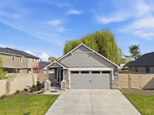 1398 W Woodpine St, Meridian, ID, 83646-7732 | Card Image